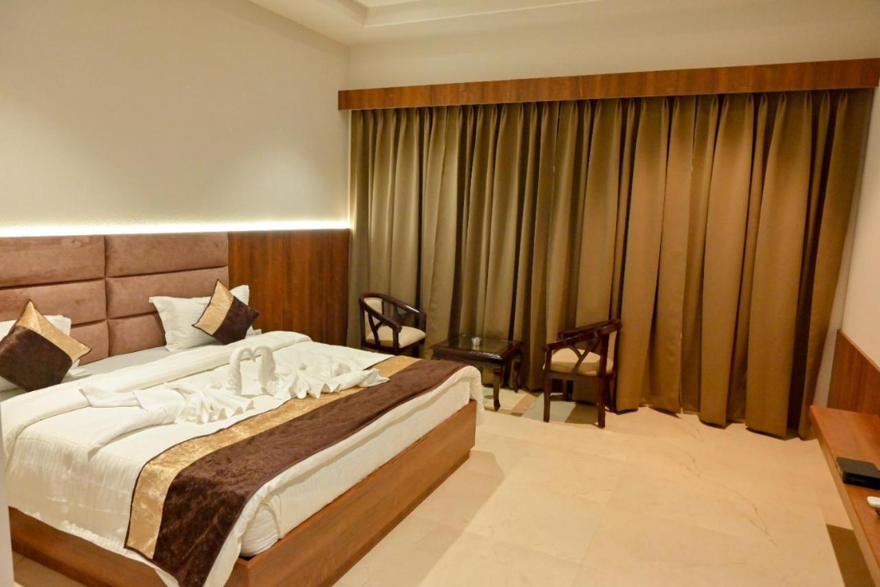 Md Farms And Resorts ماثورا المظهر الخارجي الصورة